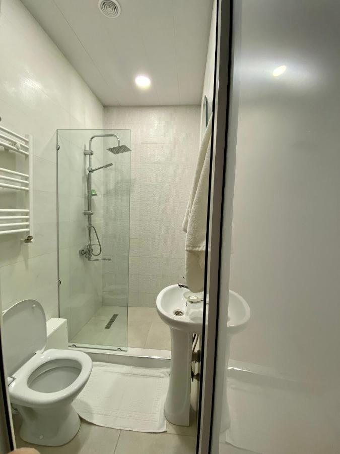Liberty Apartment Tbilisi Buitenkant foto